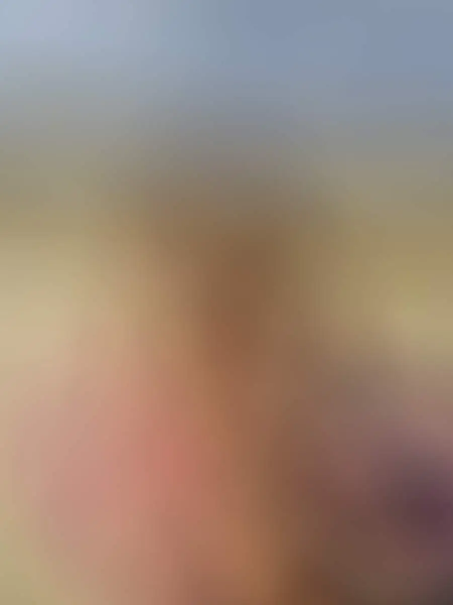 Juliaaa image 2